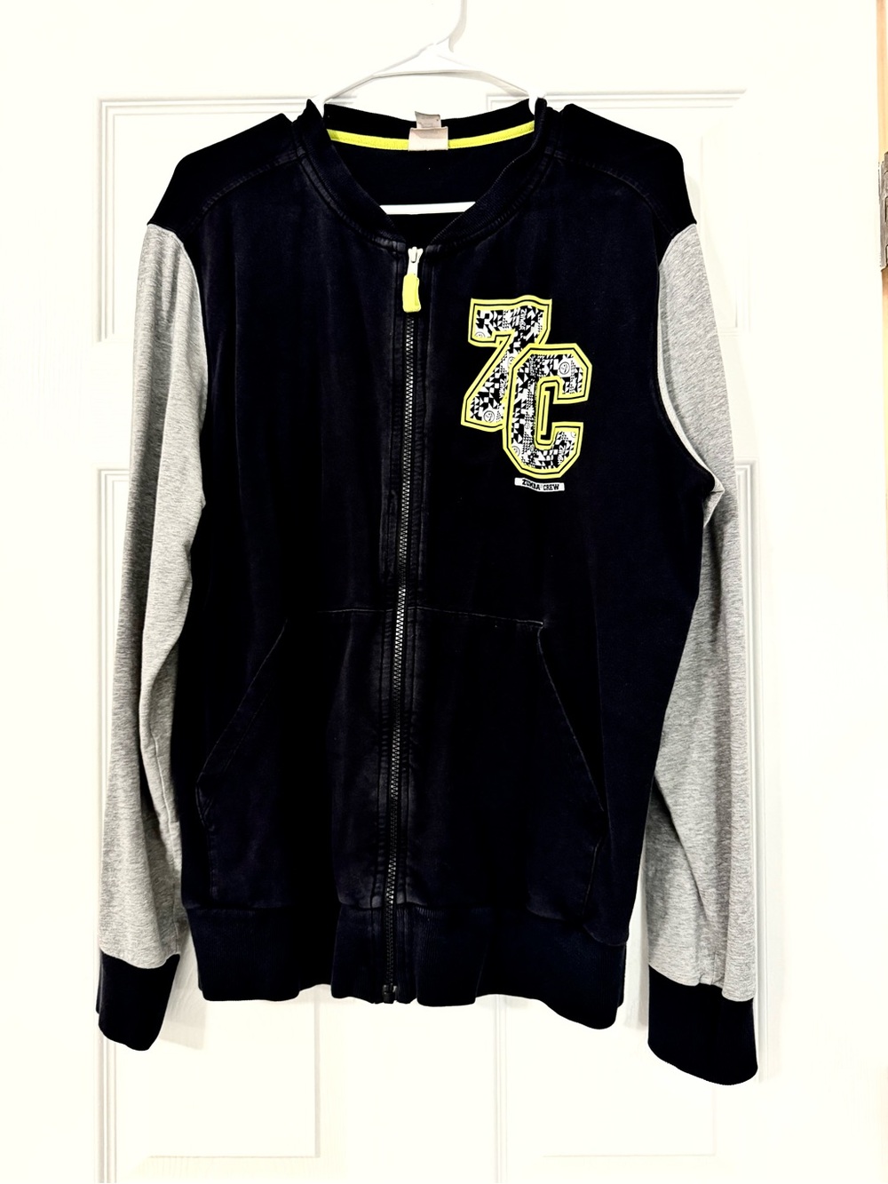 Zumba wear Black & Gray Zip-Up Hoodie with Yellow Accent